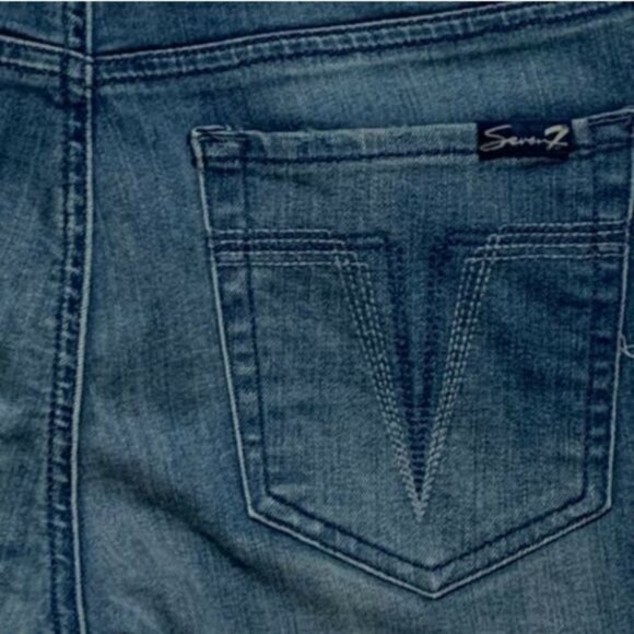 Seven7 Mid Rise Denim Shorts Womens 4 Blue Stretch Rolled Hem Casual - Picture 6 of 6